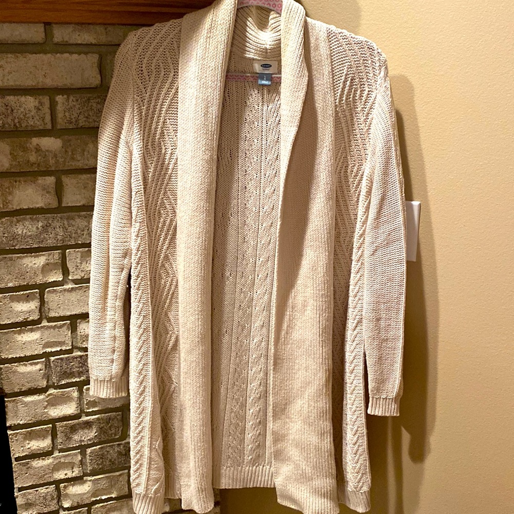 Old Navy cable knit cardigan L EUC